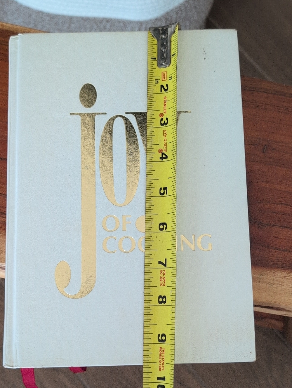 Vintage 1975 Joy Of Cooking Hardcover Cookbook - White with Gold Lettering - Picture 12 of 14
